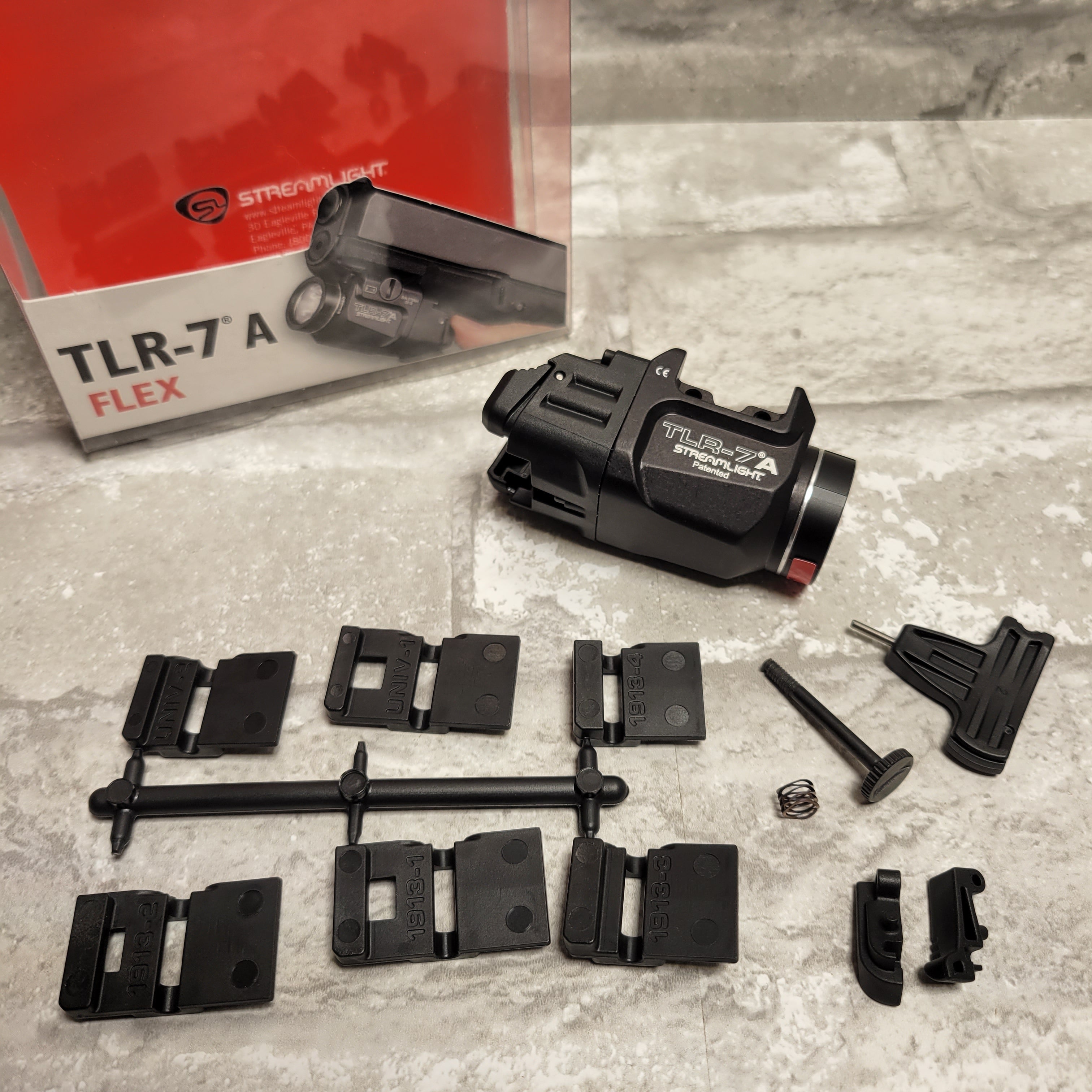 Streamlight TLR-7A Flex 500-Lumen Low-Profile Rail-Mounted Tactical Light *READ* (8010985210094)